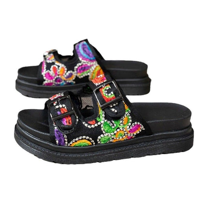 Klassische Orthopädische Sandalen mit zeitlosem Stil