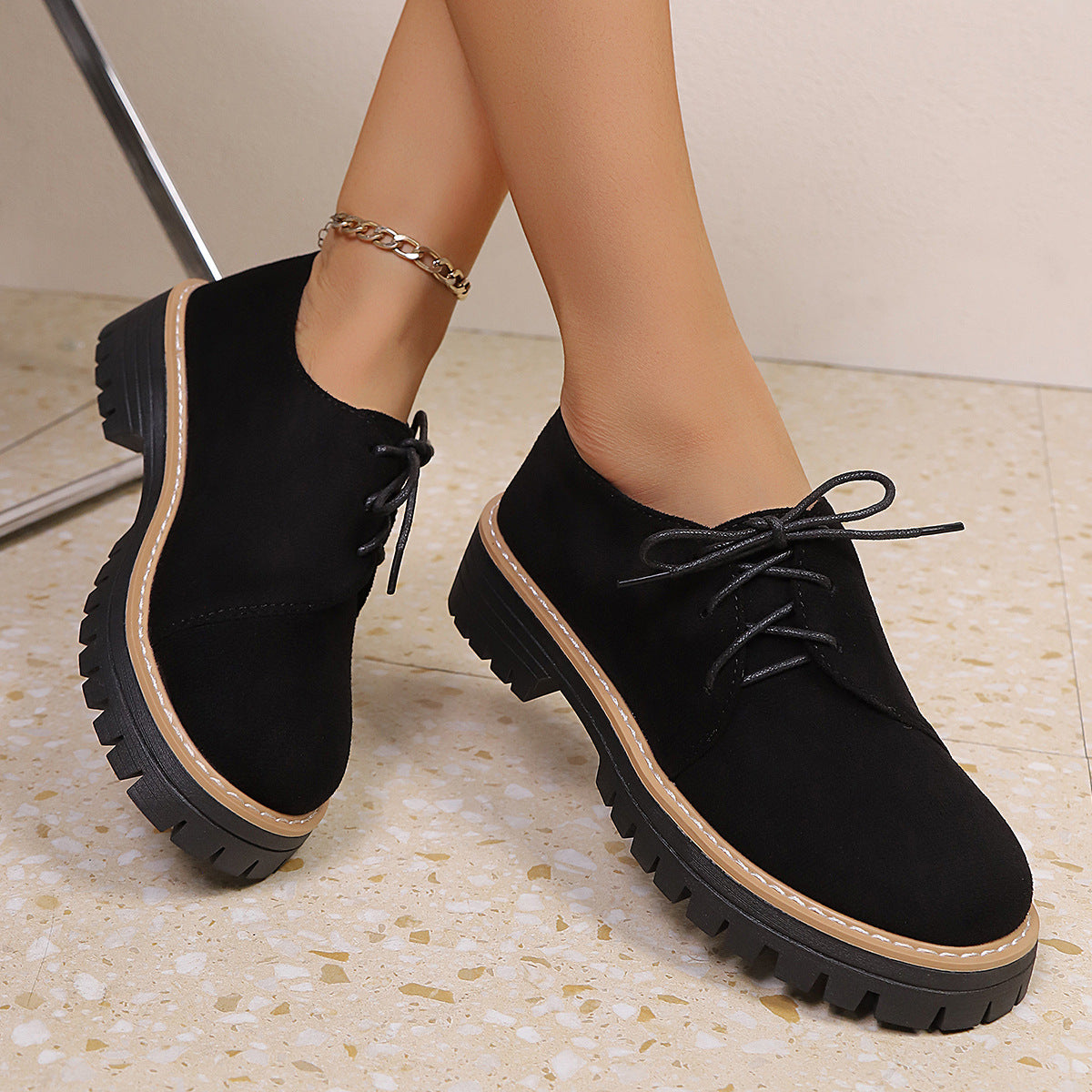 Anmutige Orthopädische Schuhe für modernen Look