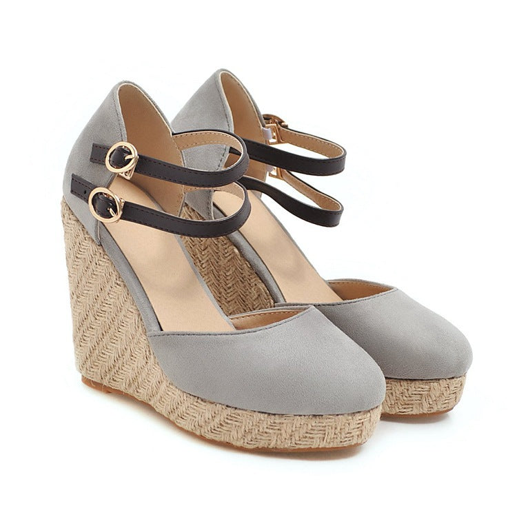 Schicke Orthopädische Sandalen mit einzigartigem Design