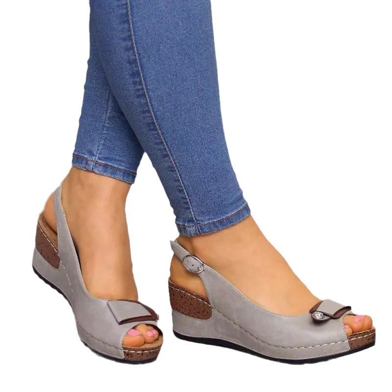 Klassische Orthopädische Sandalen mit zeitlosem Stil