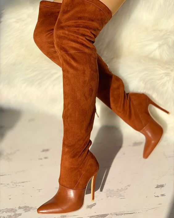 Klassische Orthopädische Stiefel mit zeitlosem Stil