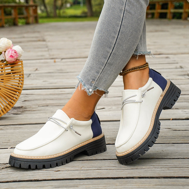 Klassische Orthopädische Schuhe mit zeitlosem Stil