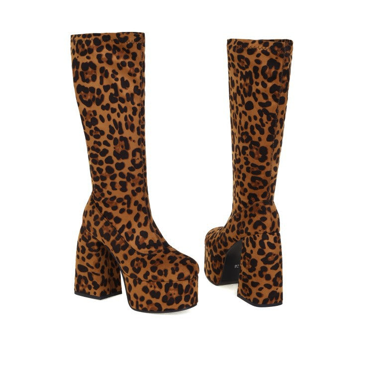 Schicke Orthopädische Stiefel mit einzigartigem Design