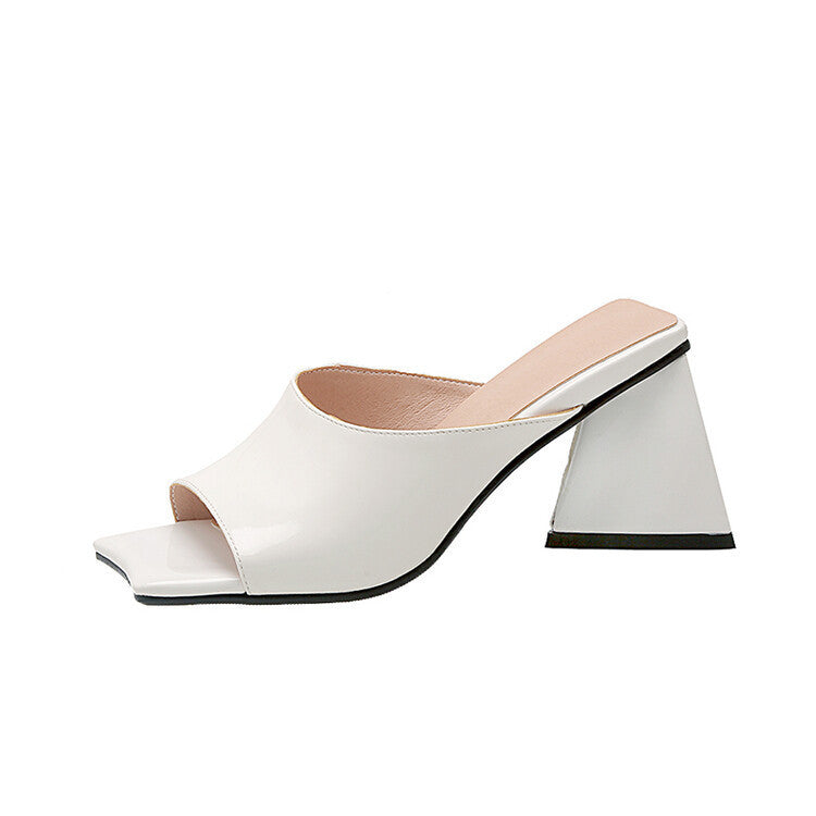 Anmutige Orthopädische Sandalen für modernen Look