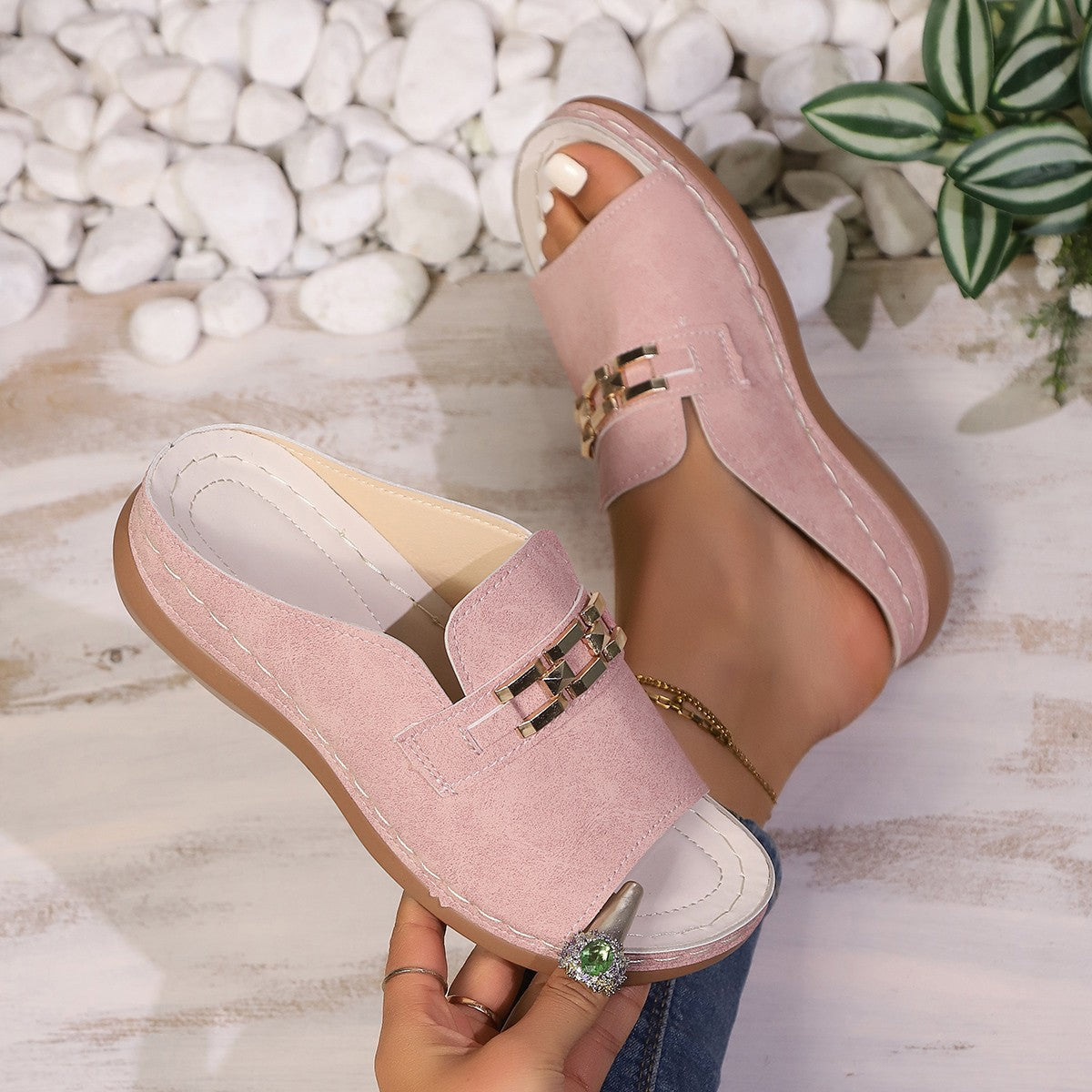 Anmutige Orthopädische Sandalen für modernen Look