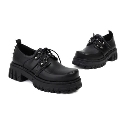 Schicke Orthopädische Schuhe mit einzigartigem Design