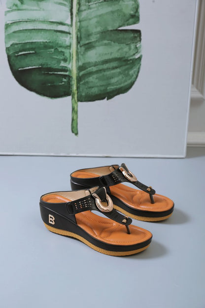 Klassische Orthopädische Sandalen mit zeitlosem Stil