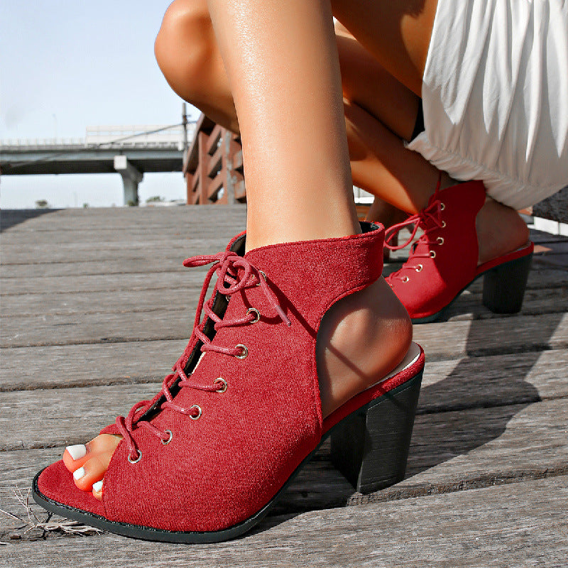 Anmutige Orthopädische Sandalen für modernen Look