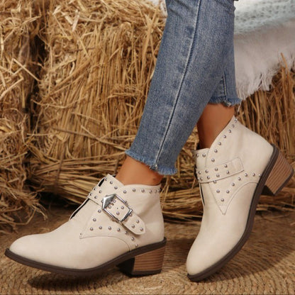 Wunderschön gefertigte Orthopädische Stiefel
