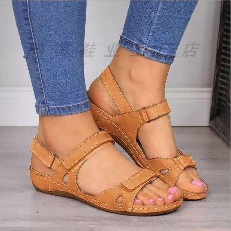 Klassische Orthopädische Sandalen mit zeitlosem Stil