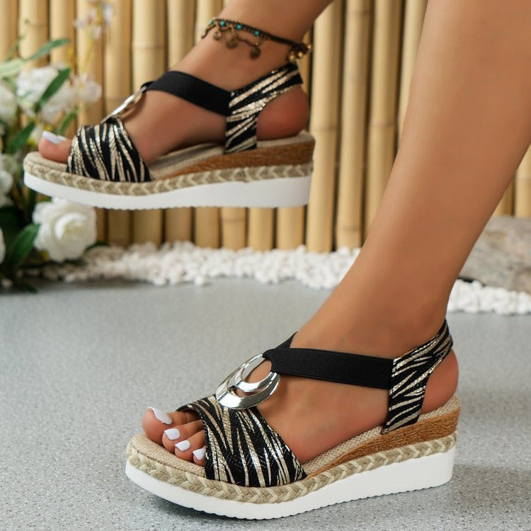 Klassische Orthopädische Sandalen mit zeitlosem Stil