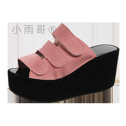 Anmutige Orthopädische Sandalen für modernen Look