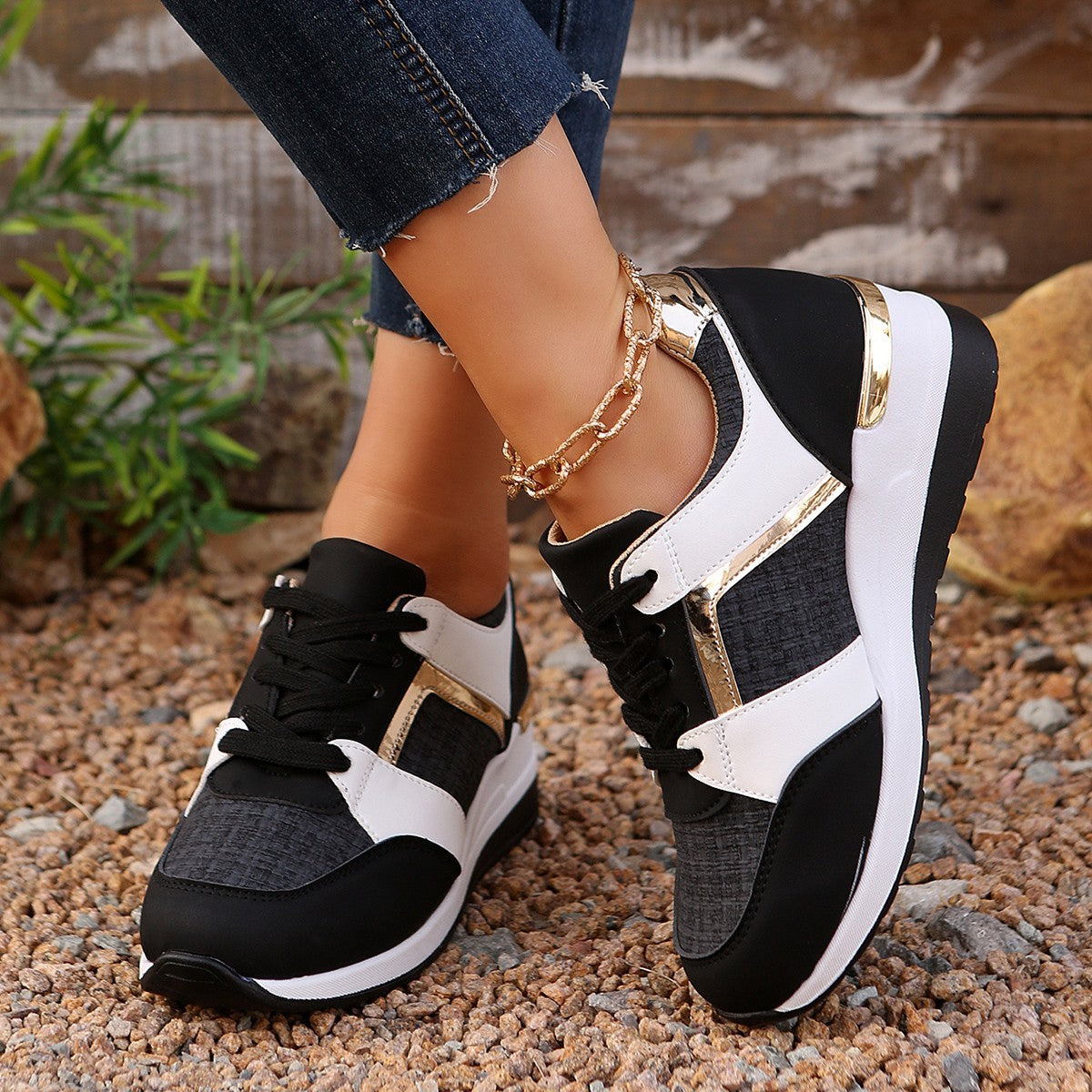 Schicke Orthopädische Schuhe mit einzigartigem Design