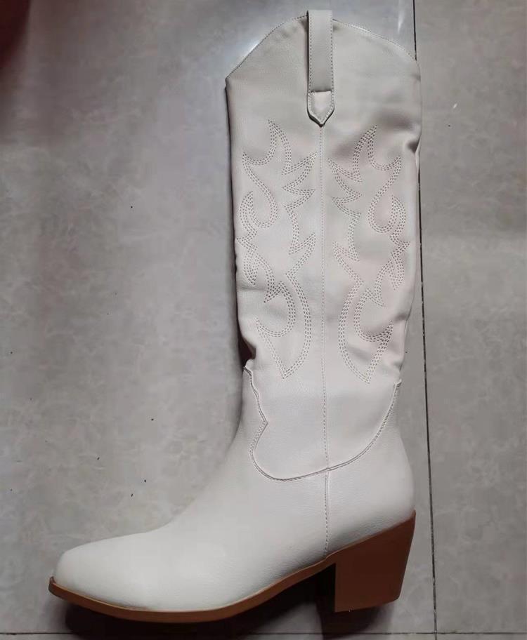Stilvolle orthopädische Stiefel für jeden Anlass