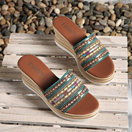 Schicke Orthopädische Sandalen mit einzigartigem Design