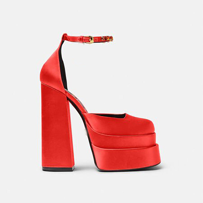 Klassische Orthopädische Sandalen mit zeitlosem Stil