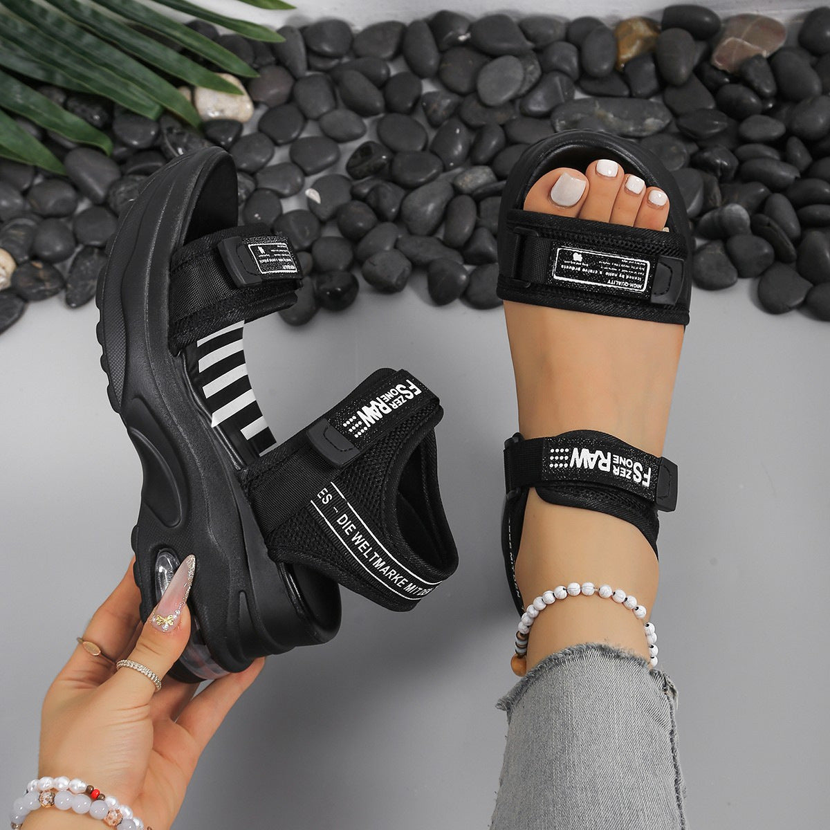 Vintage inspirierte Orthopädische Sandalen