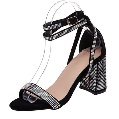 Schicke Orthopädische Sandalen mit einzigartigem Design