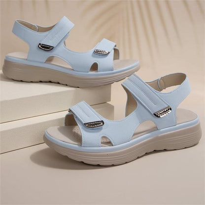 Anmutige Orthopädische Sandalen für modernen Look