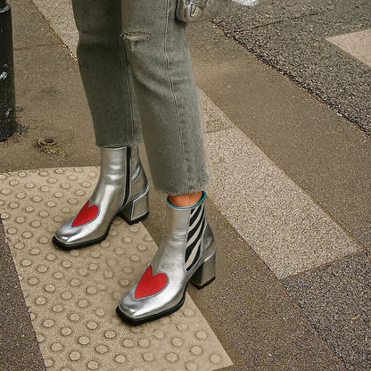Wunderschön gefertigte orthopädische Stiefel