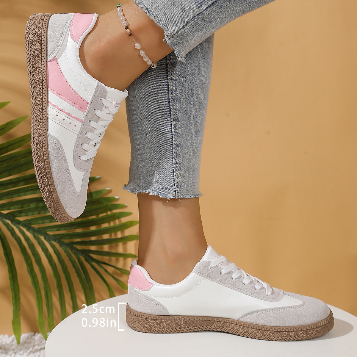 Klassische Orthopädische Sneakers mit zeitlosem Stil