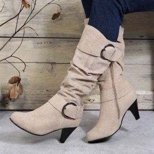 Schicke Orthopädische Stiefel mit einzigartigem Design