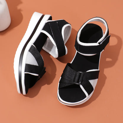 Klassische Orthopädische Sandalen mit zeitlosem Stil