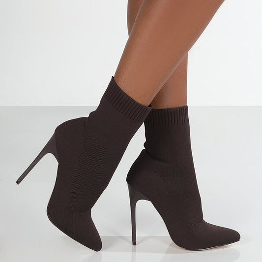 Anmutige Orthopädische Stiefel für modernen Look