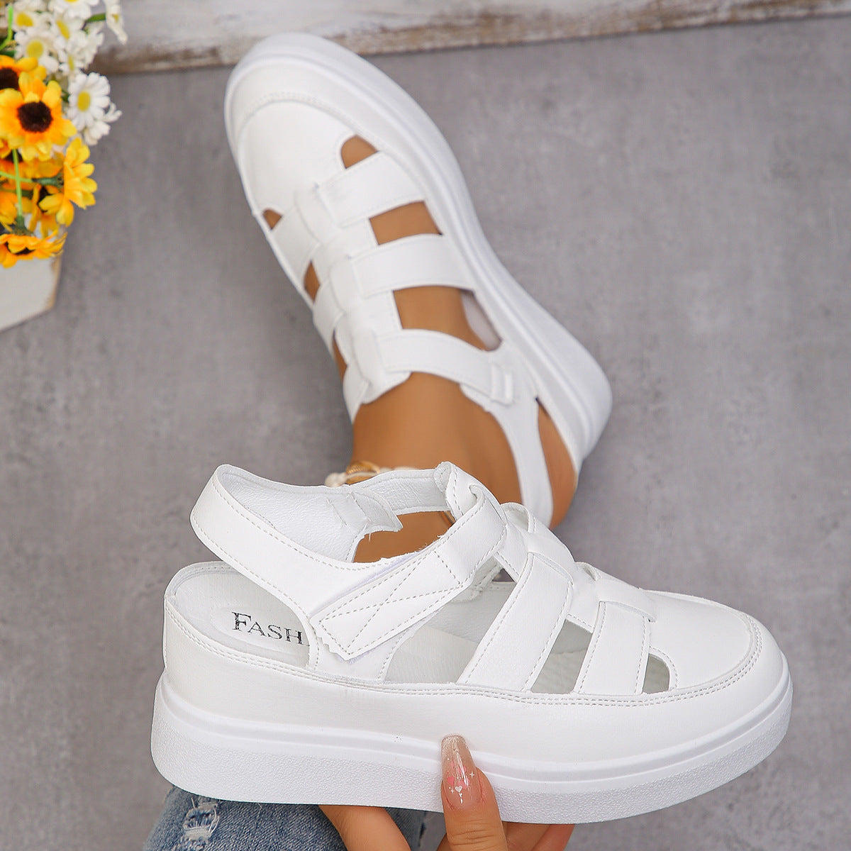 Klassische Orthopädische Sandalen mit zeitlosem Stil