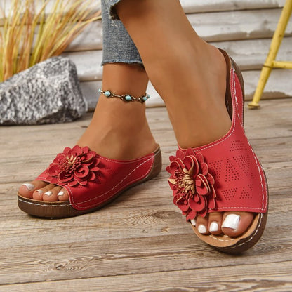 Anmutige Orthopädische Sandalen für modernen Look