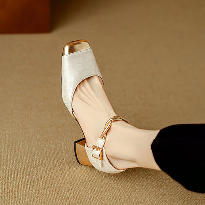 Anmutige Orthopädische Sandalen für modernen Look