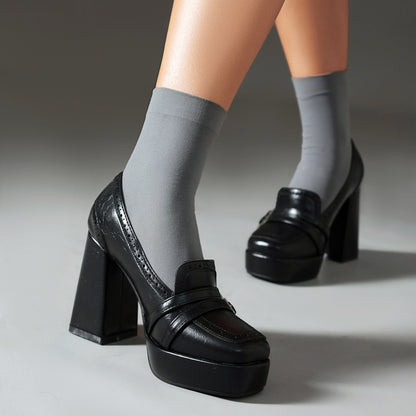 Klassische Orthopädische Schuhe mit zeitlosem Stil