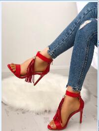 Klassische Orthopädische Sandalen mit zeitlosem Stil