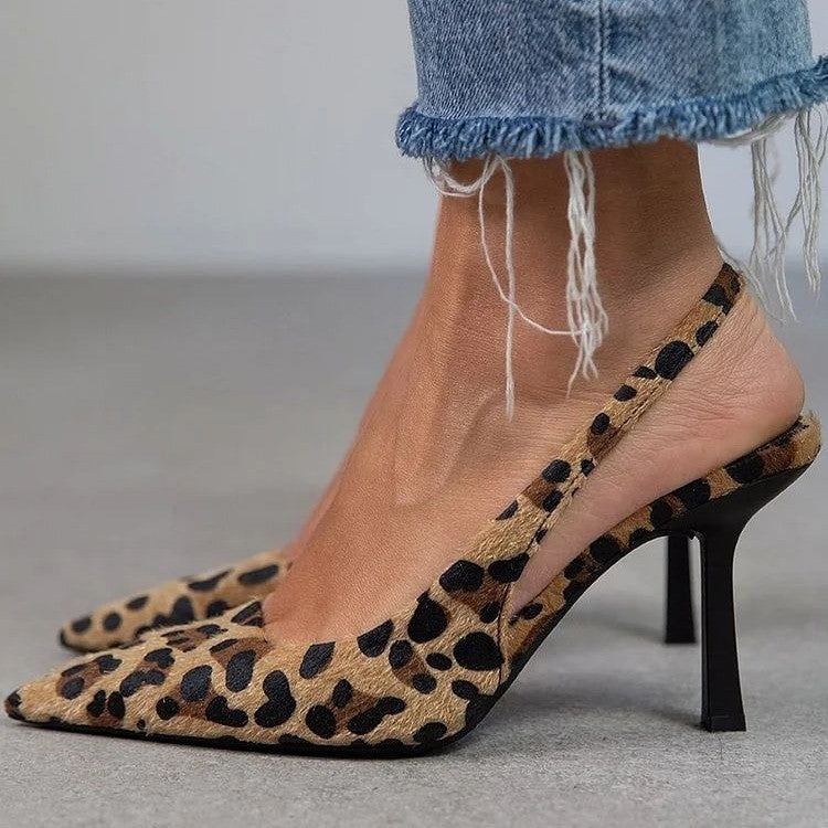 Klassische Orthopädische Sandalen mit zeitlosem Stil