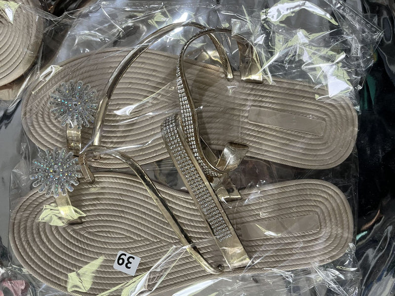 Elegante Orthopädische Sandalen für jeden Schritt