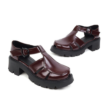 Wunderschön gefertigte Orthopädische Sandalen