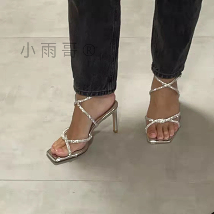 Anmutige Orthopädische Sandalen für modernen Look