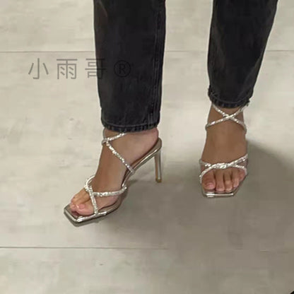 Anmutige Orthopädische Sandalen für modernen Look
