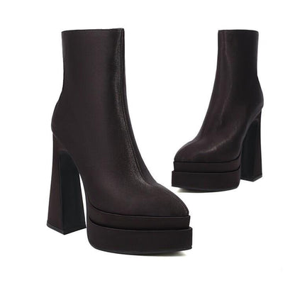 Schicke Orthopädische Stiefel mit einzigartigem Design