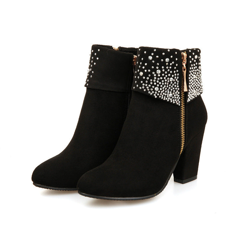 Schicke Orthopädische Stiefel mit einzigartigem Design