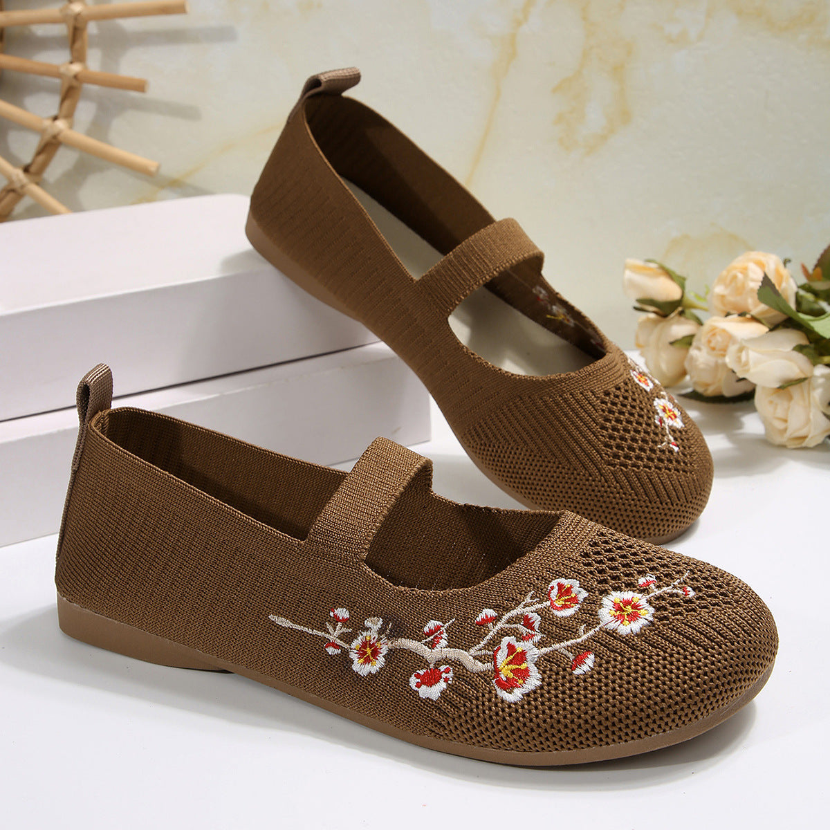 Schicke Orthopädische Schuhe mit einzigartigem Design