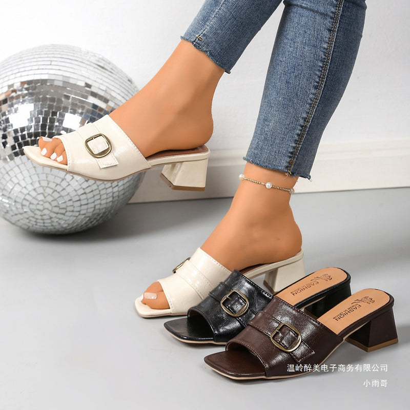 Klassische Orthopädische Schuhe mit zeitlosem Stil