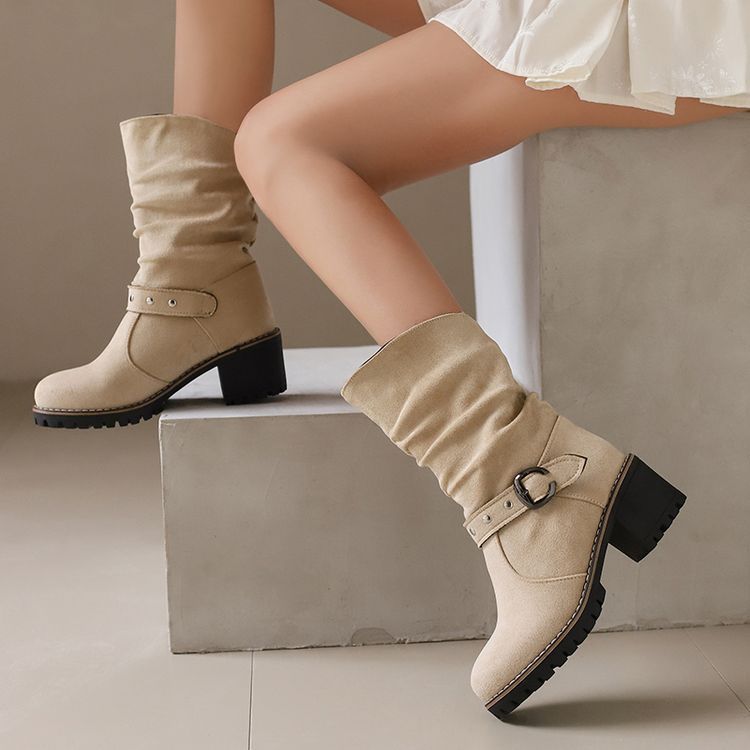 Klassische Orthopädische Stiefel mit zeitlosem Stil