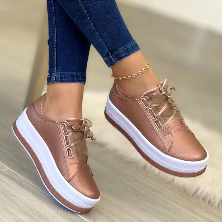 Klassische Orthopädische Schuhe mit zeitlosem Stil