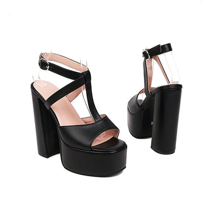 Anmutige Orthopädische Sandalen für modernen Look