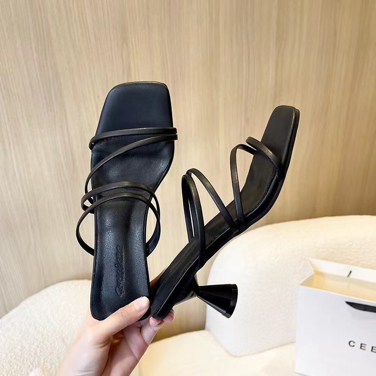 Stilvolle Orthopädische Sandalen für jeden Anlass