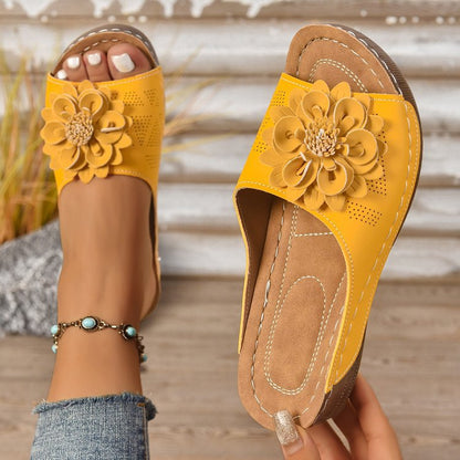 Anmutige Orthopädische Sandalen für modernen Look