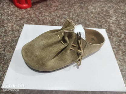 Klassische Orthopädische Schuhe mit zeitlosem Stil