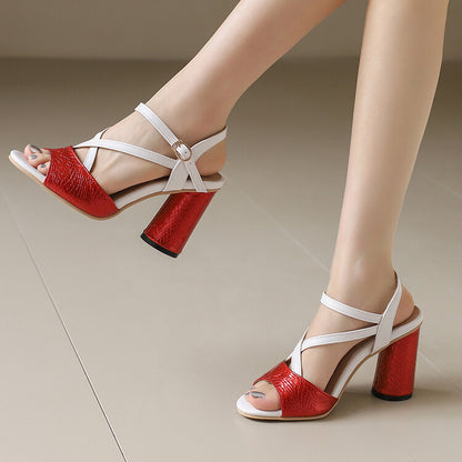 Schicke Orthopädische Sandalen mit einzigartigem Design