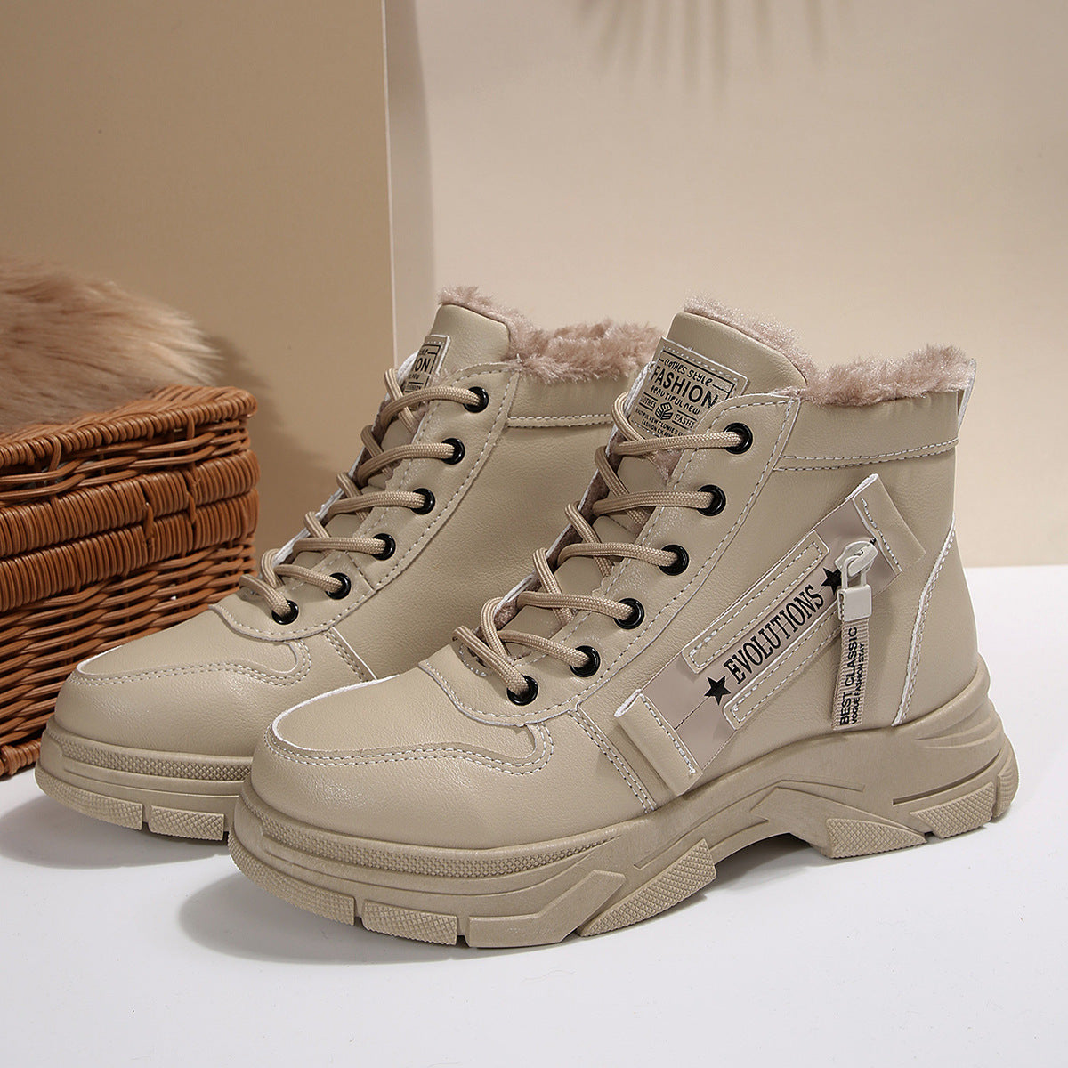 Wunderschön gefertigte Orthopädische Stiefel